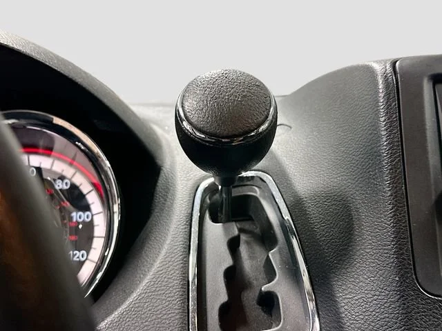 Used 2013 Brilliant Black Crystal Pearlcoat Dodge SXT image 17