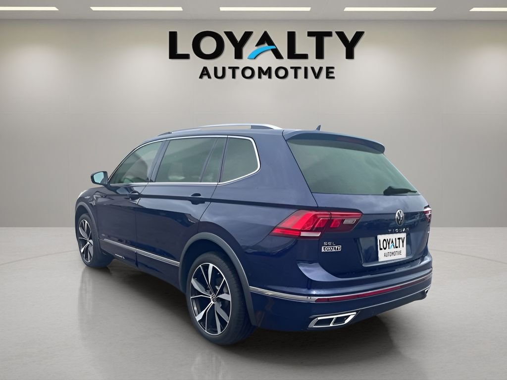 Used 2024 Blue Volkswagen 2.0T SEL R-Line image 3