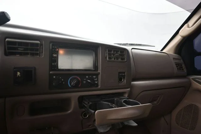 Used 2004  Ford XLT image 19