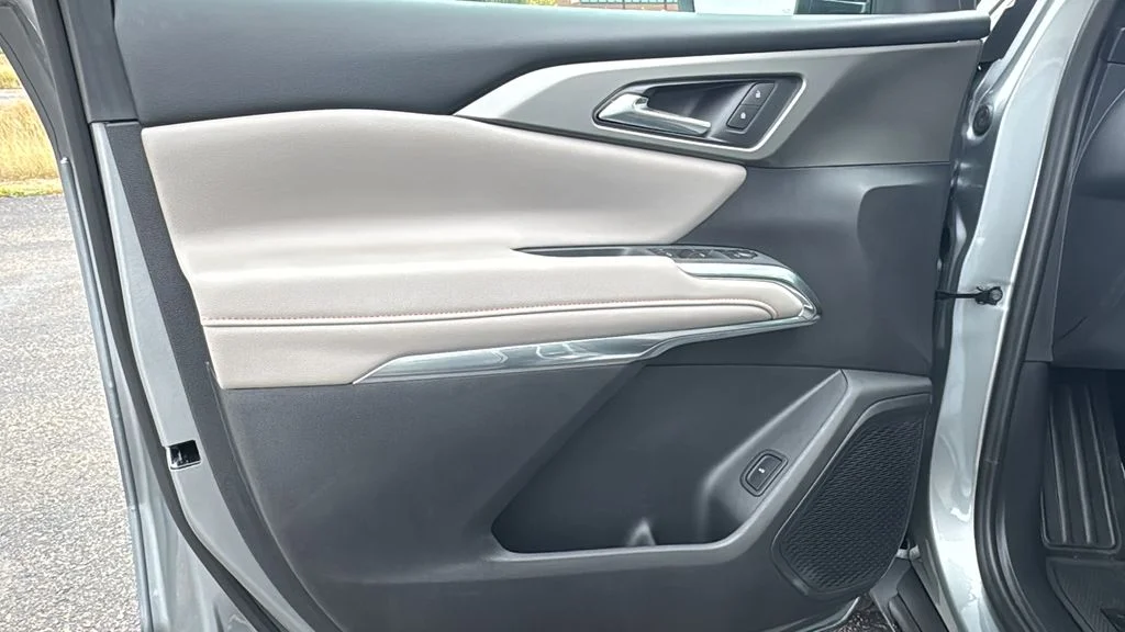 New 2026 Gray Chevrolet LT image 21