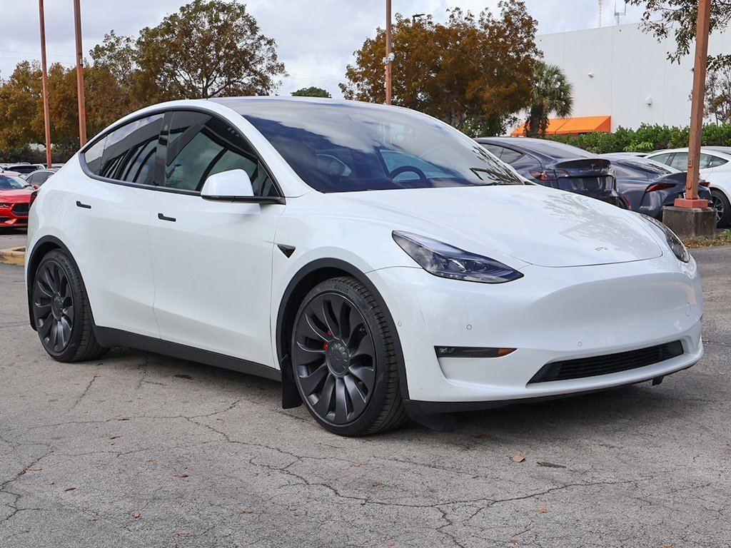 Used 2021 Tesla Model Y Performance with VIN 5YJYGDEF9MF209733 for sale in Miami, FL