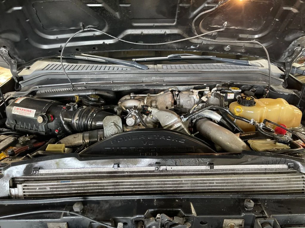 Used 2010  Ford XL image 10