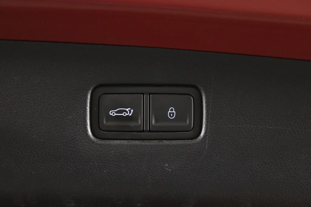 Used 2026 Red Genesis 2.5T image 17