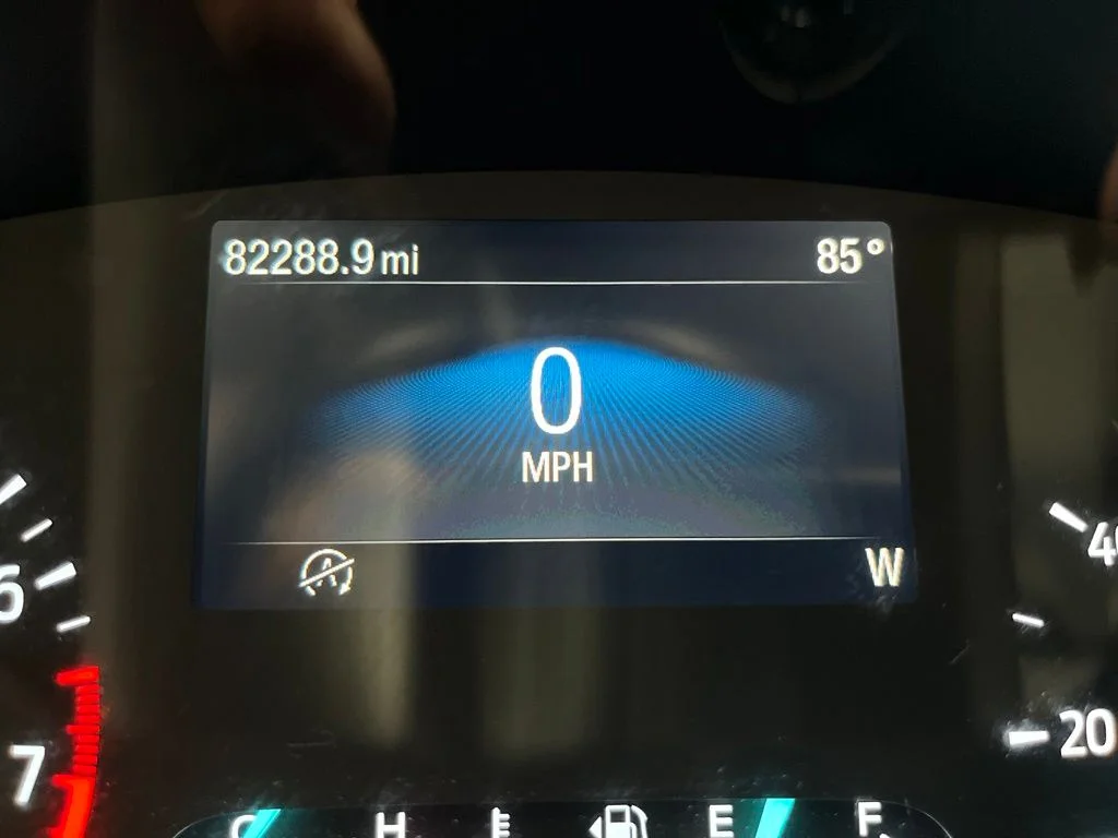Used 2022 Gray Metallic Ford SE image 18