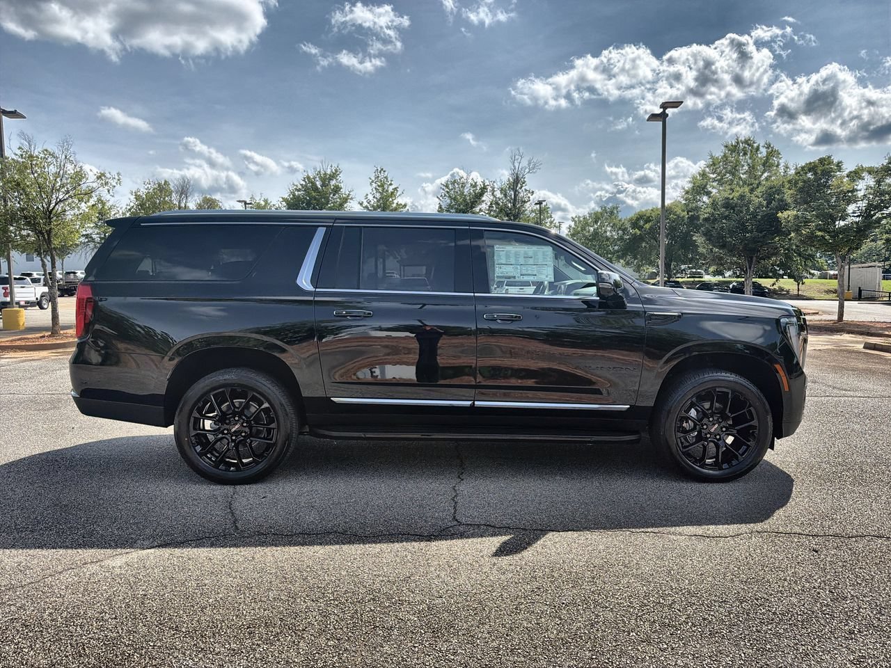 2026 GMC Yukon XL Elevation - Photo 9