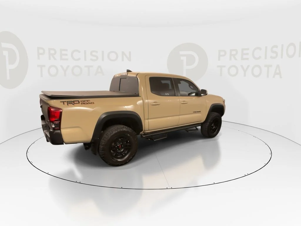 Used 2018 Quicksand Toyota TRD Off-Road image 20
