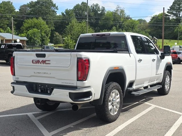 Used 2020 White GMC Denali image 5