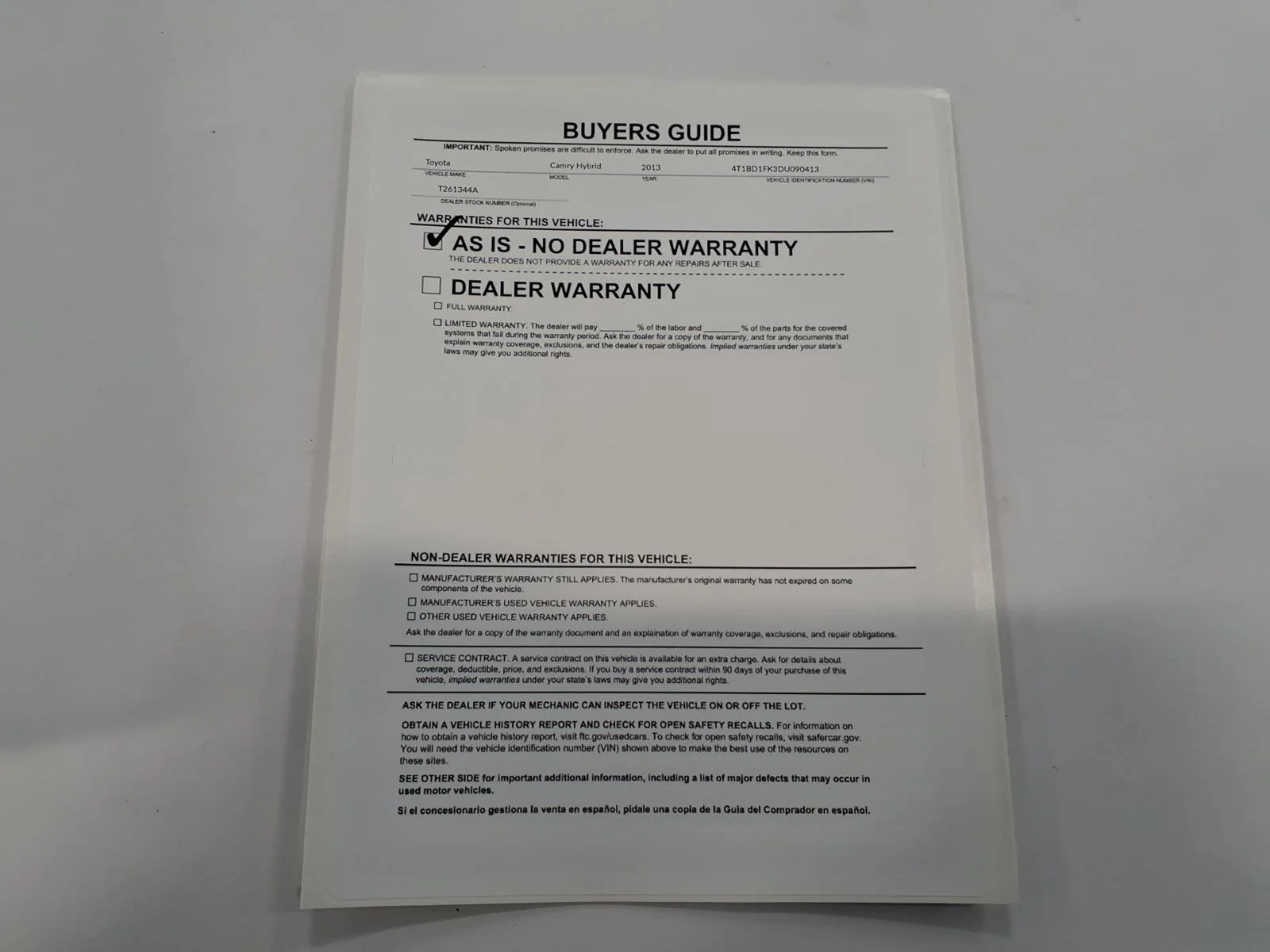 Used 2013 Classic Silver Metallic Toyota XLE image 32