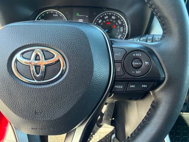 Used 2021 Pearl Toyota XLE image 15