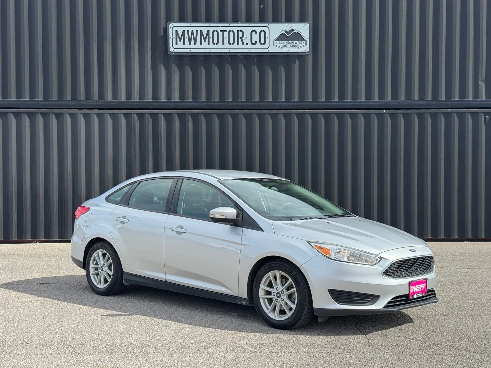 Used 2017 Silver Ford SE image 1