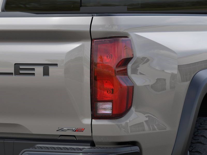 2026 Chevrolet Colorado ZR2 - Photo 11