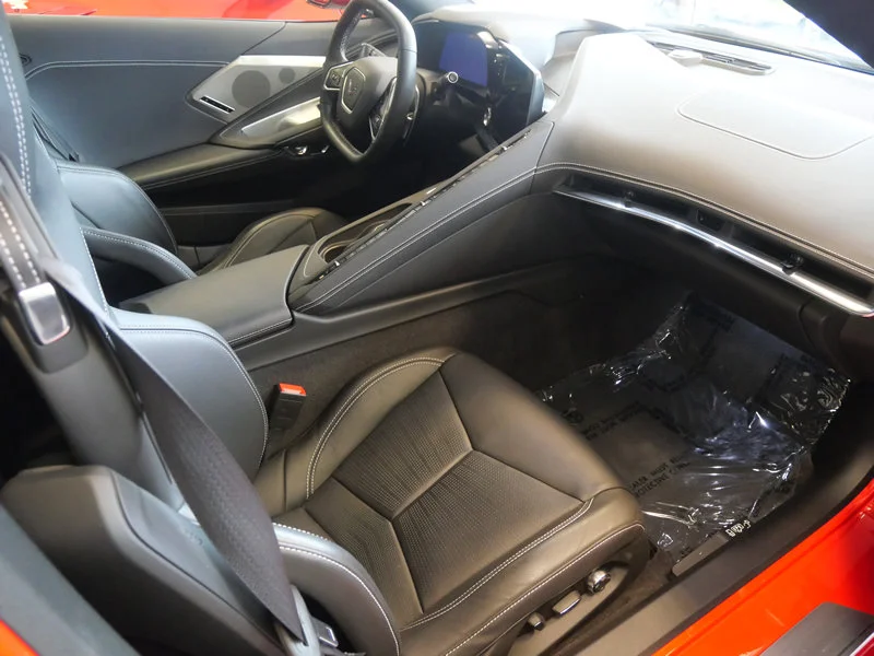 Used 2020 TORCH RED Chevrolet 2LT image 13
