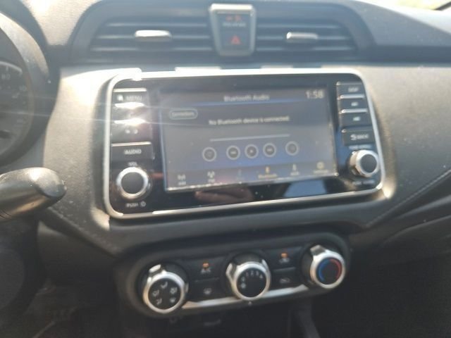 Used 2021 Black Nissan 1.6 S image 2