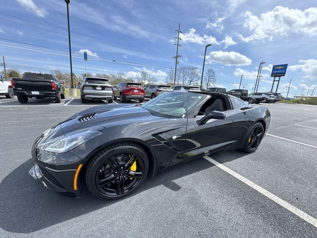 Used 2016 Black Chevrolet Stingray image 27