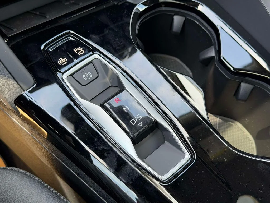 New 2026 Black Audi 2.0T Premium image 28
