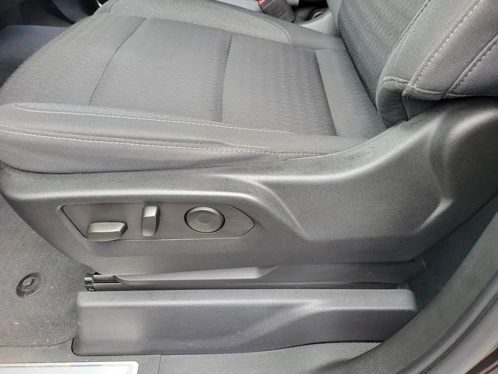 Used 2023 Gray Chevrolet LT image 16