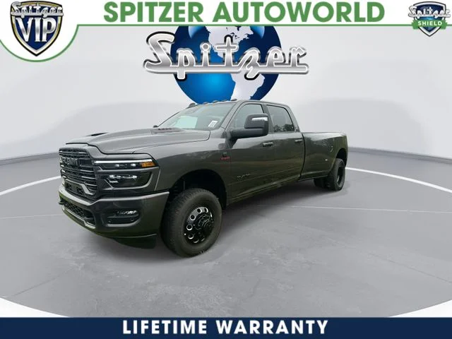 New 2026 Granite Crystal Metallic Clear-Coat Exterior Paint RAM Laramie image 4