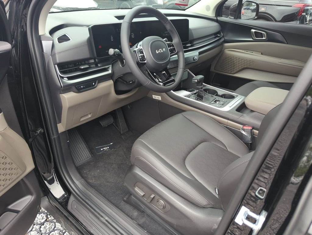 New 2026 Aurora Black Pearl Kia LXS image 11