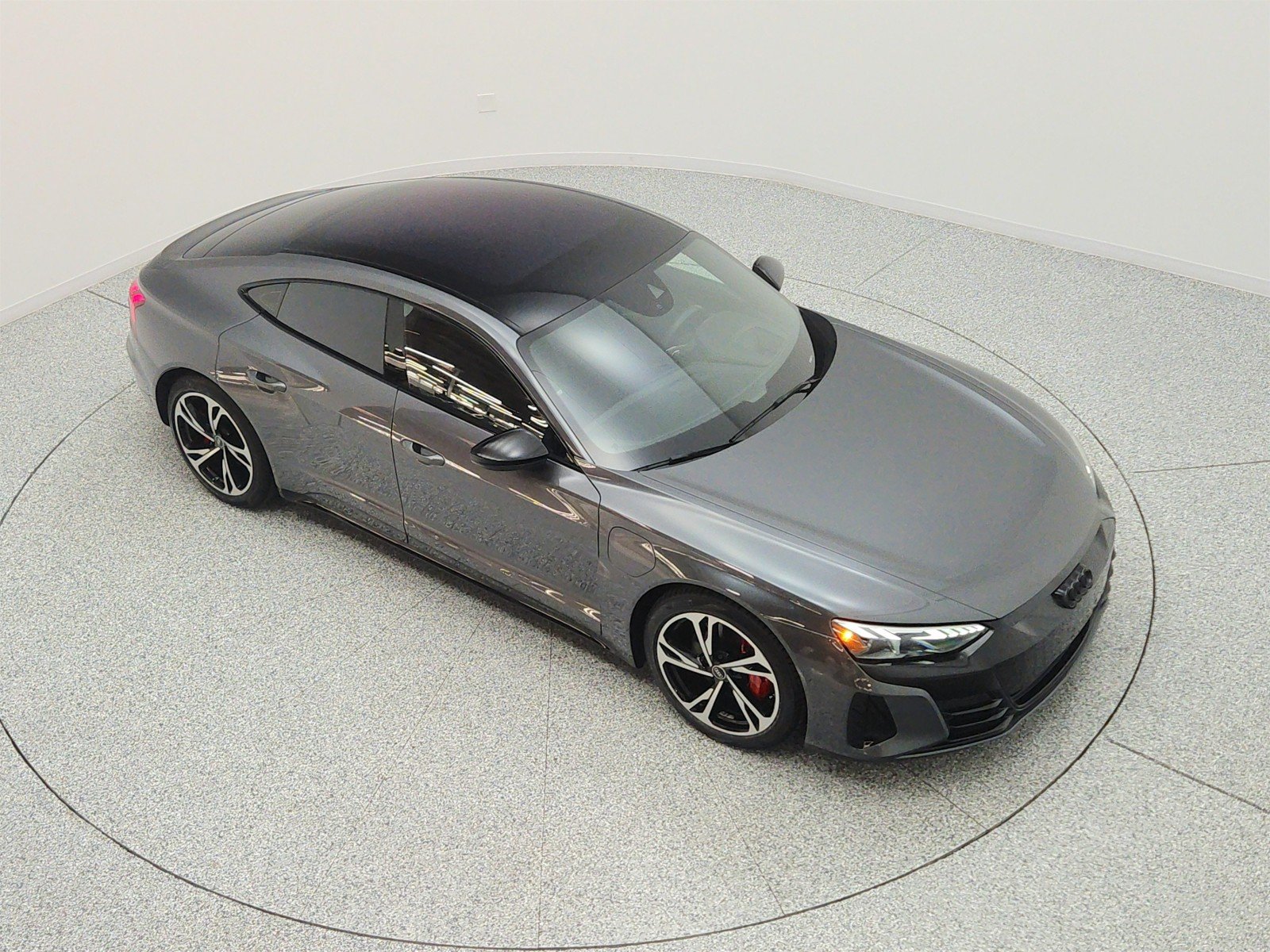 Used 2022 Daytona Gray Pearl Effect Audi Prestige quattro image 23