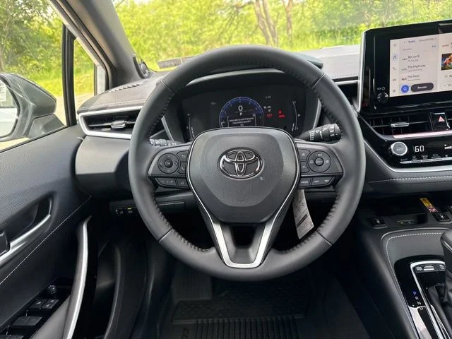 2026 Toyota Corolla Hatchback XSE - Photo 17