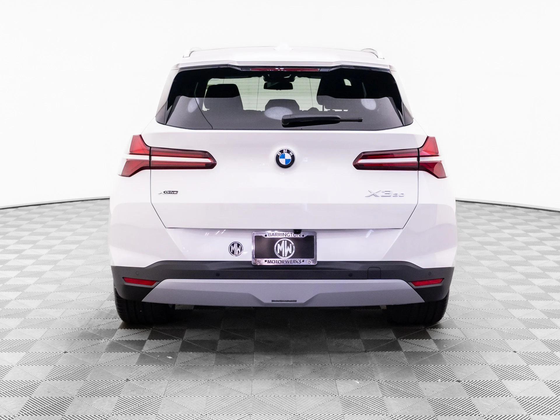 New 2026 White BMW 30 xDrive image 5