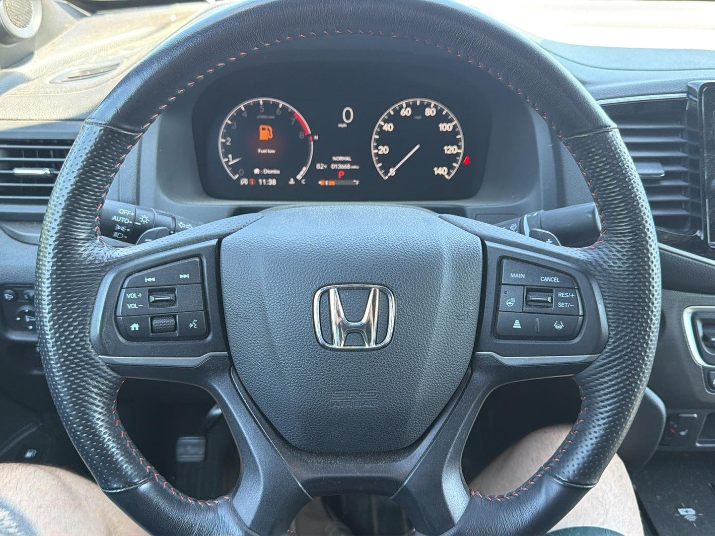 Used 2024 Platinum White Pearl Honda TrailSport image 16