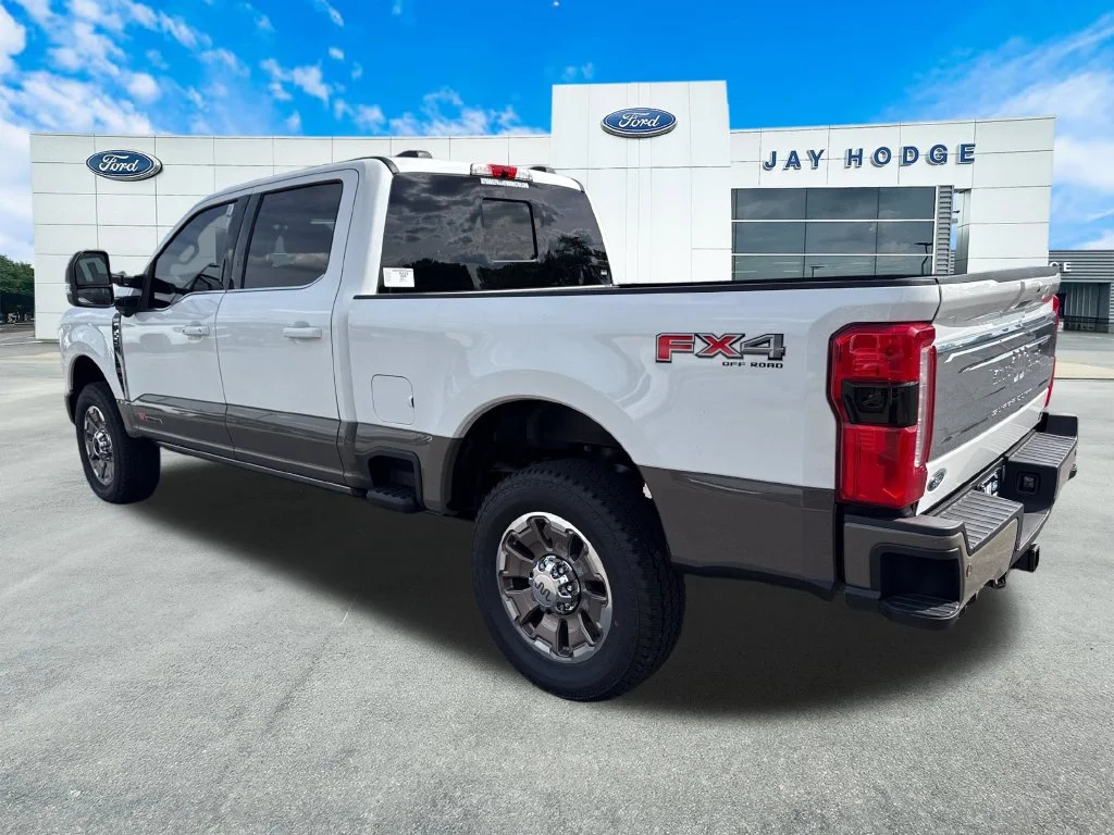 New 2026 Star White Metallic Tri-Coat Ford F-250® King Ranch® image 4