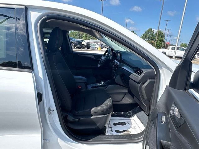 Used 2025 White Ford Active image 20