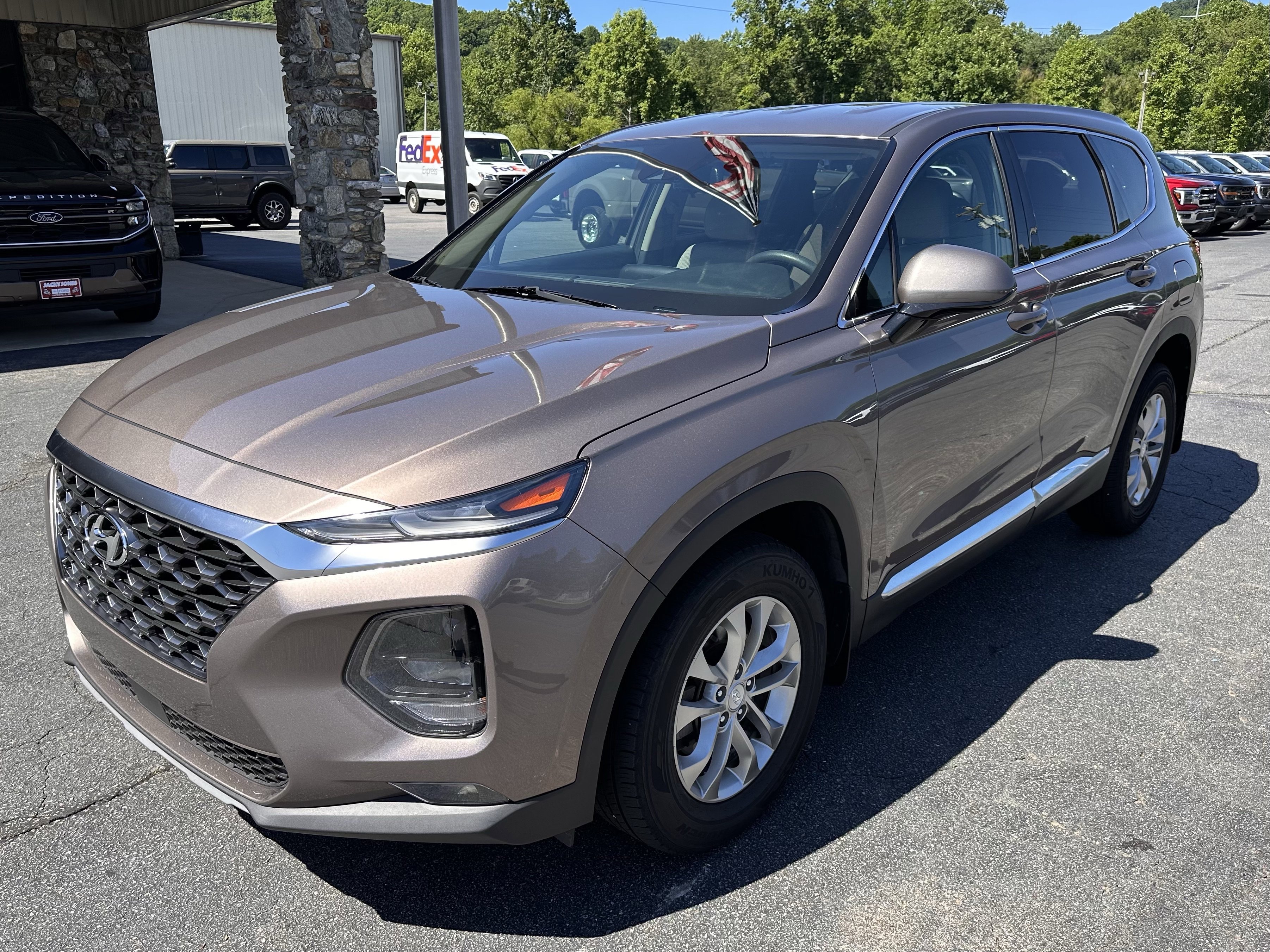 Used 2019 Hyundai Santa Fe SEL with VIN 5NMS33AD6KH131522 for sale in Hayesville, NC