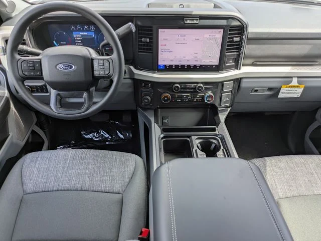 New 2026 Oxford White Ford F-250® XLT image 15