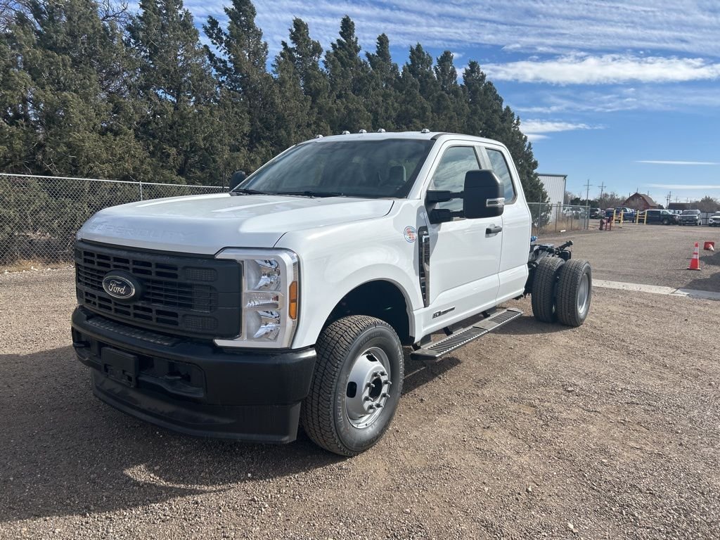 New 2026 Oxford White Ford XL image 1