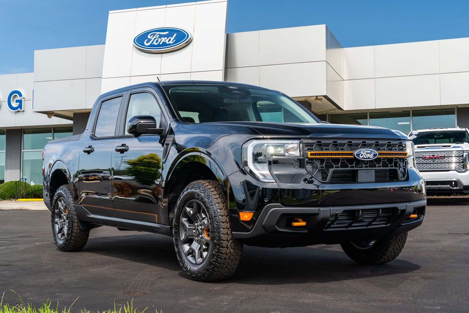 New 2026 Shadow Black Ford Tremor® image 1