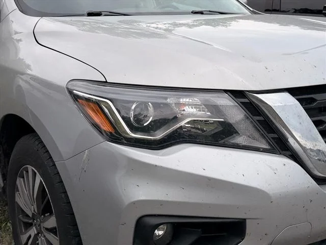 Used 2019 Silver Nissan SV image 20