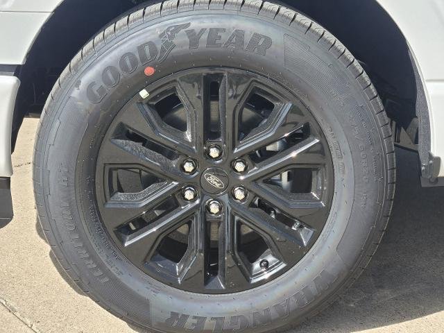 New 2026 Star White Metallic Tri-Coat Ford Lariat® image 27