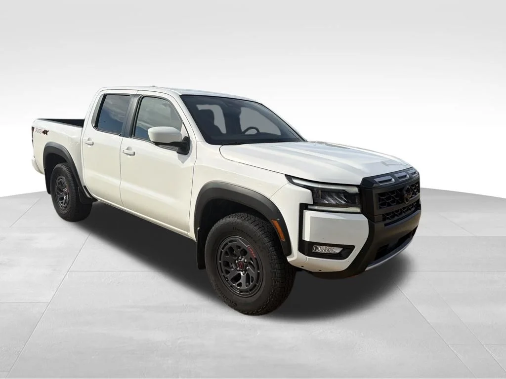 Used 2026 White Nissan PRO-4X image 9