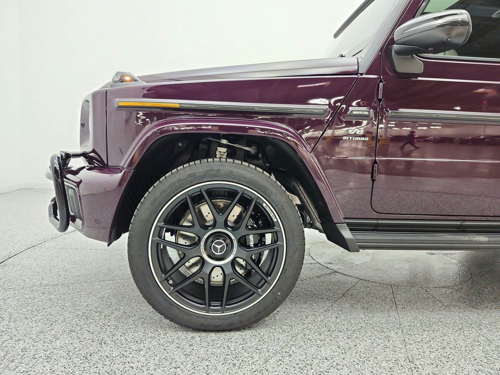 New 2027 MANUFAKTUR customer request glossy paint finish Mercedes-Benz AMG® G 63 SUV image 36