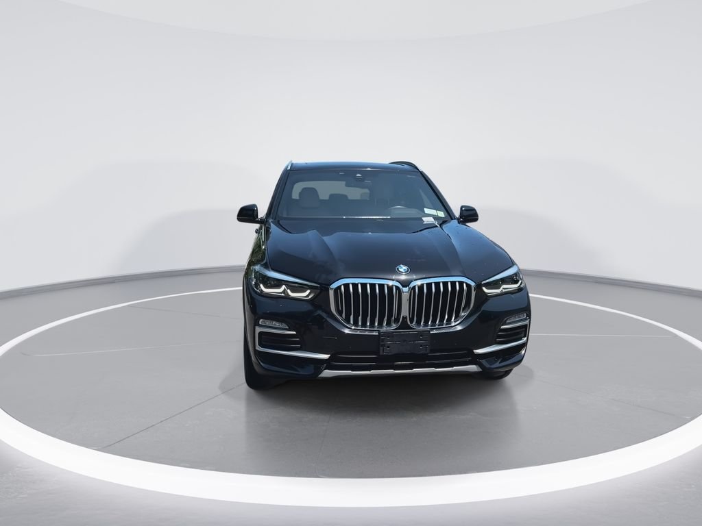Used 2020 Black Sapphire Metallic BMW xDrive40i image 3