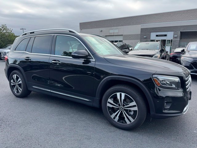 Used 2026 Night Black Mercedes-Benz GLB 250 image 1