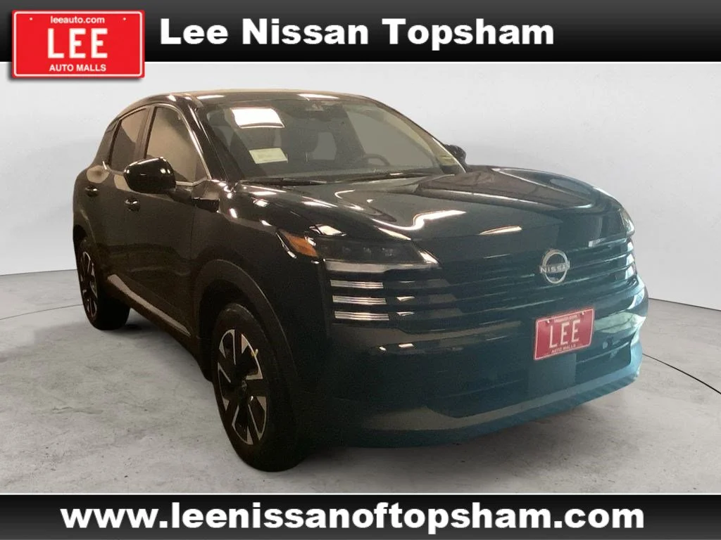 Used 2025 Super Black Nissan SV image 8