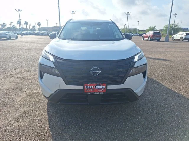 Used 2026 White Nissan Dark Armor image 2