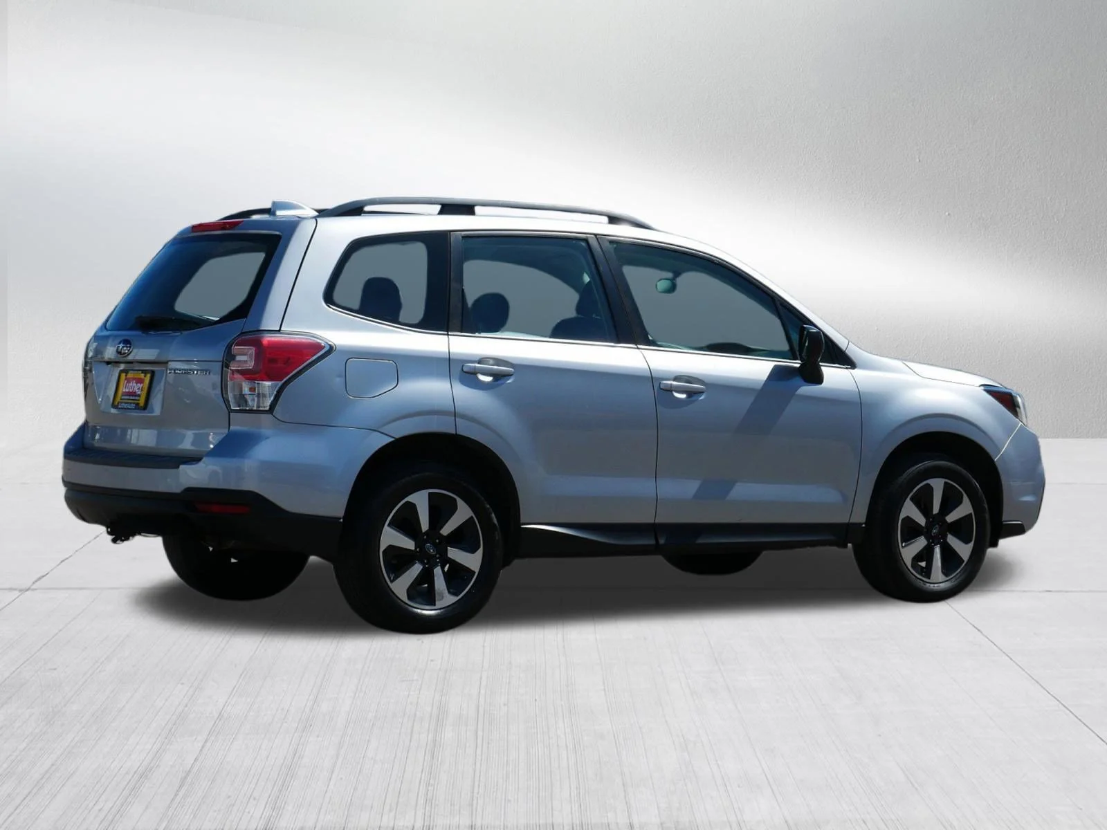 Used 2018 Ice Silver Metallic Subaru SUV 2.5I CVT image 7
