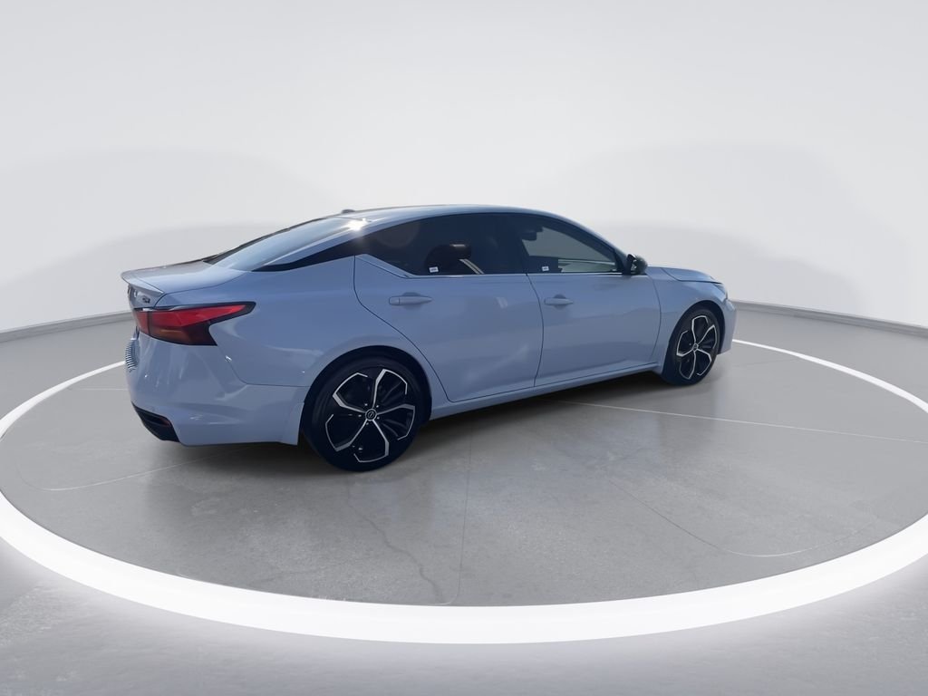 Used 2023 Gray Nissan 2.5 SR image 8