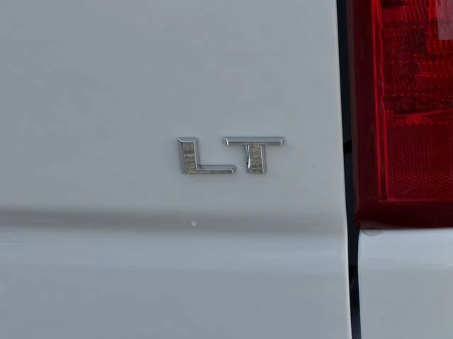 New 2026 Summit White Chevrolet LT image 9