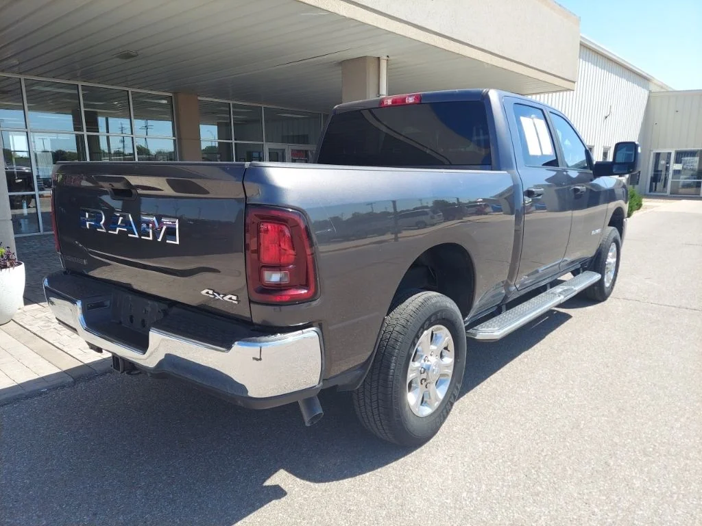 Certified Used 2025 Gray Ram Big Horn image 7