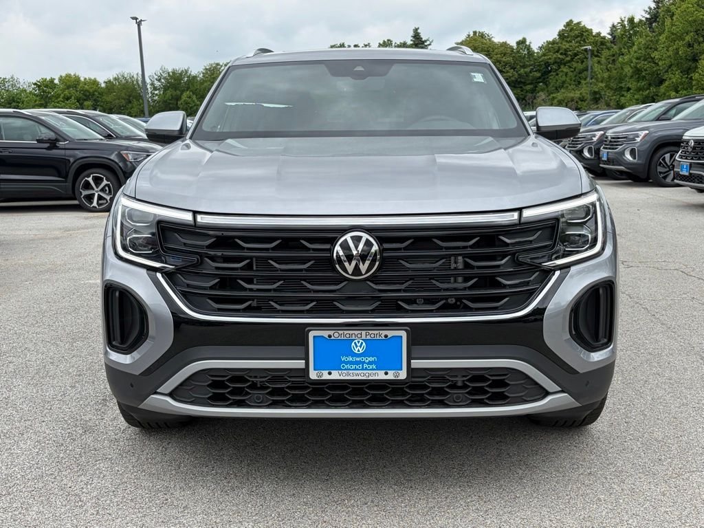 New 2026 Silver Mist Metallic Volkswagen 2.0T SE w/Technology image 4