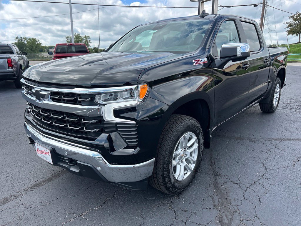 2026 Chevrolet Silverado 1500 LT - Photo 9