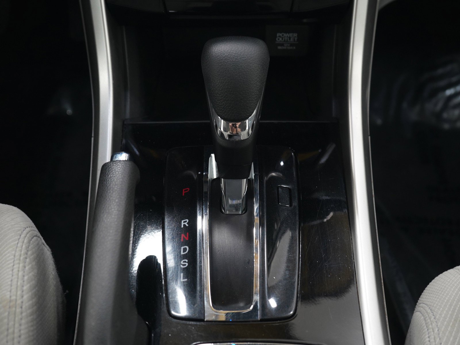 Used 2016  Honda 4dr I4 CVT EX w/Honda Sensing image 19