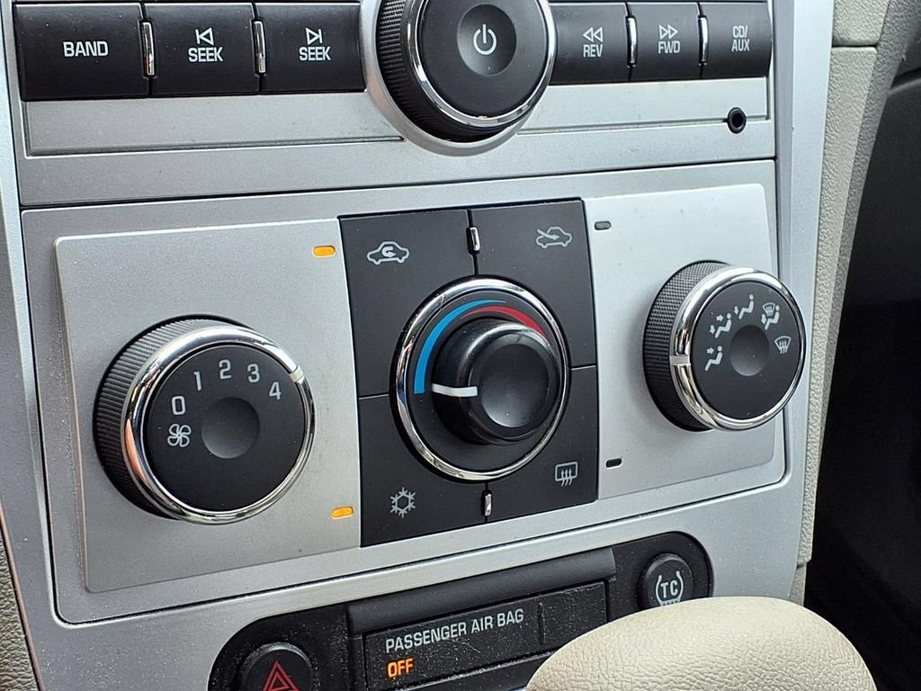 Used 2009 Summit White Chevrolet LT w/1LT image 16