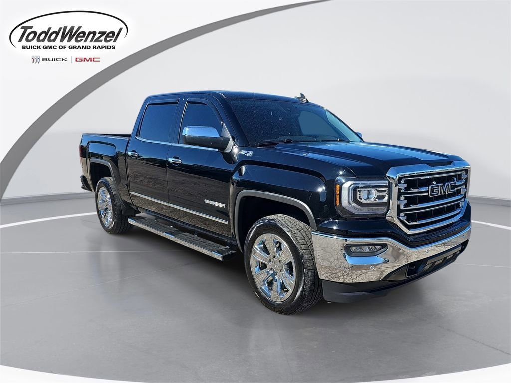2018 GMC Sierra 4WD Crew Cab Short Box SLT's photo