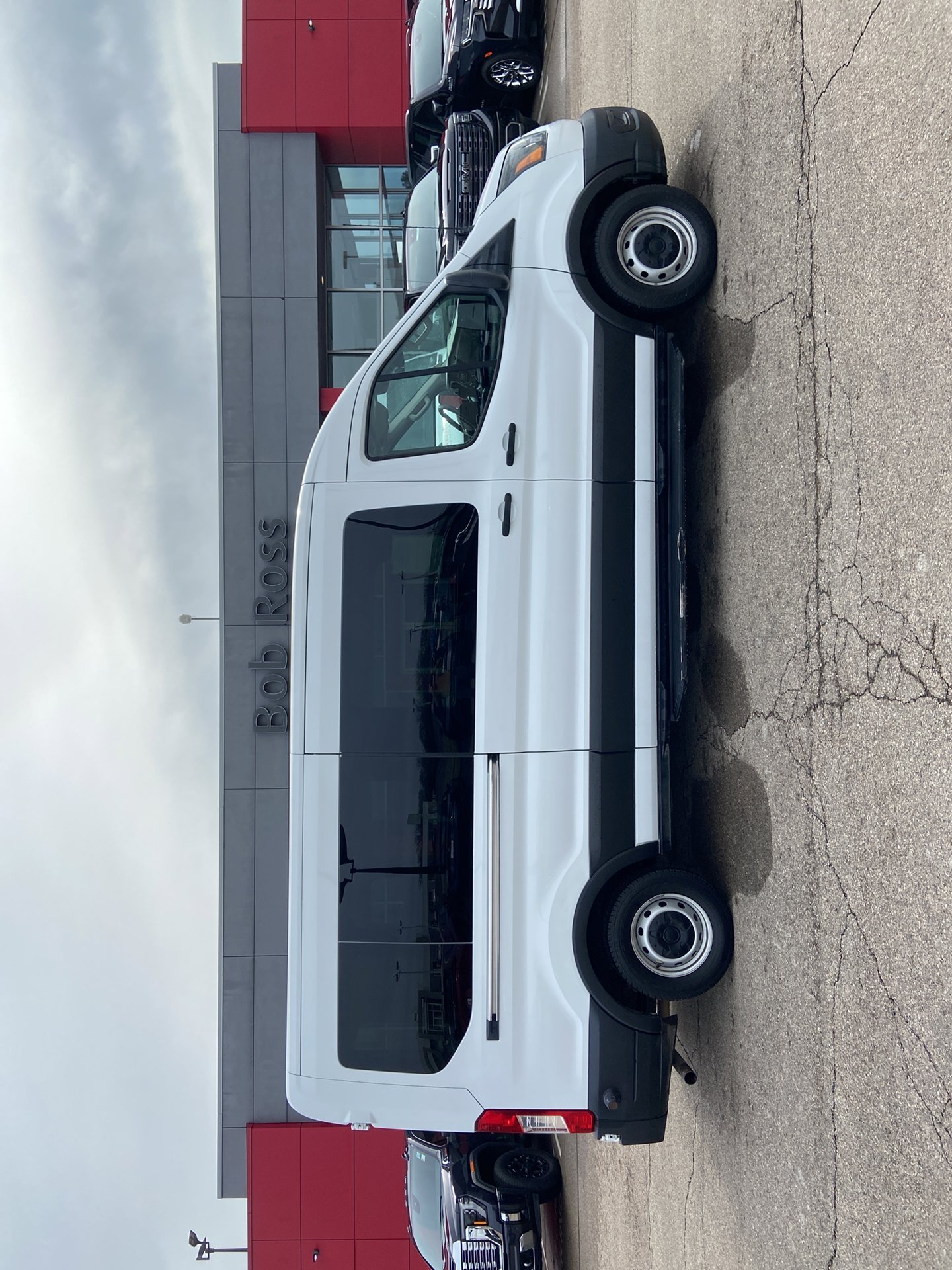 2020 Ford Transit 350 XL Med Roof Sliding Pass. 148's photo
